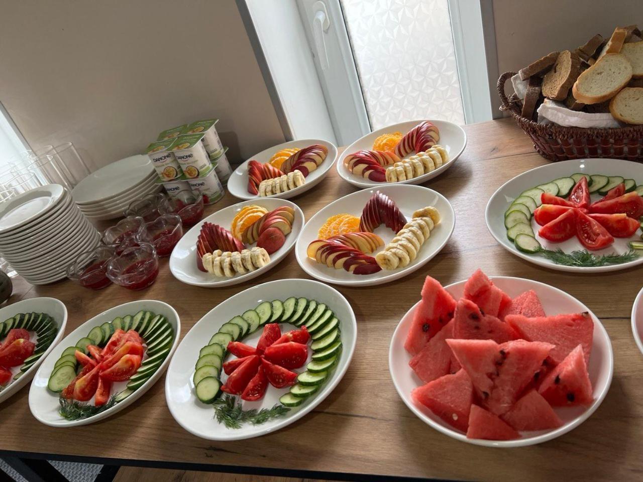 Ave Hotel Osh Εξωτερικό φωτογραφία