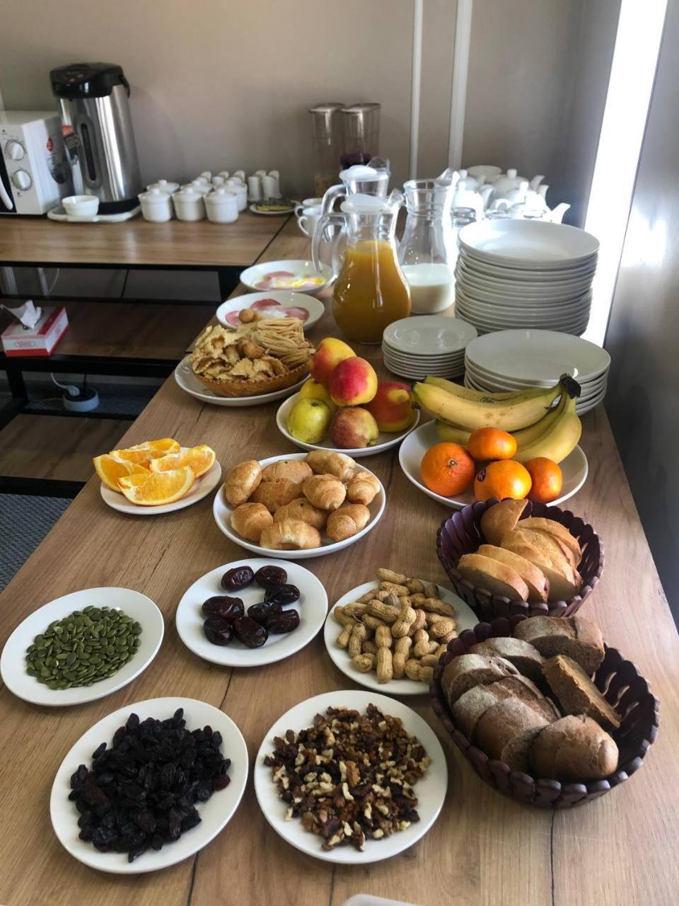 Ave Hotel Osh Εξωτερικό φωτογραφία